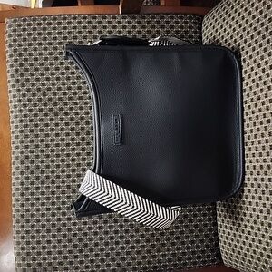 NWOT - Black Rae Dunn Crossbody